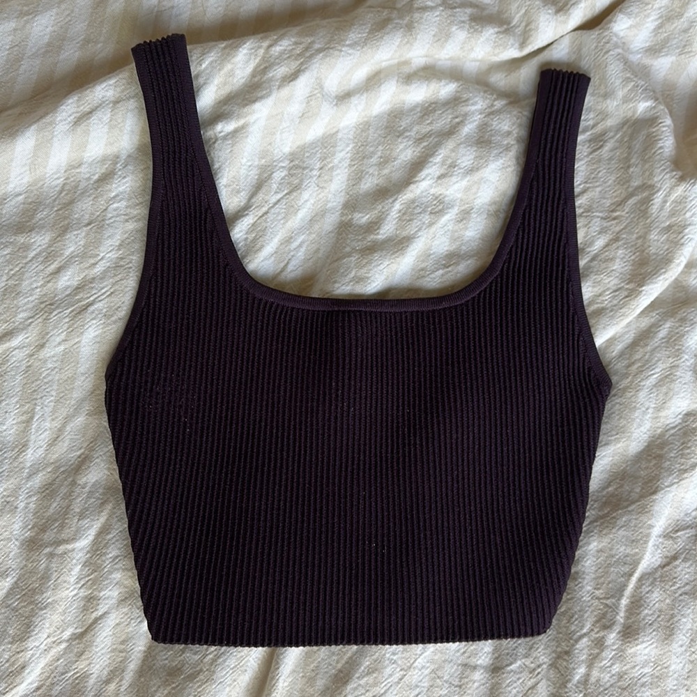 Babaton sculpt ribbed tank